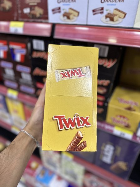  بكيت Twix